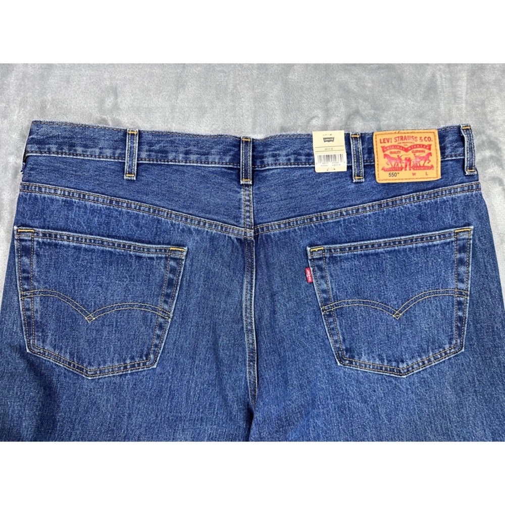 Levis 550 Relaxed Fit Jeans Mens 44x32 Big and Tall Medium Wash Denim 01550-4886 - Picture 10 of 11